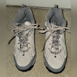 New Balance Women's Size 11 Gray and Cream Athletic Shoes